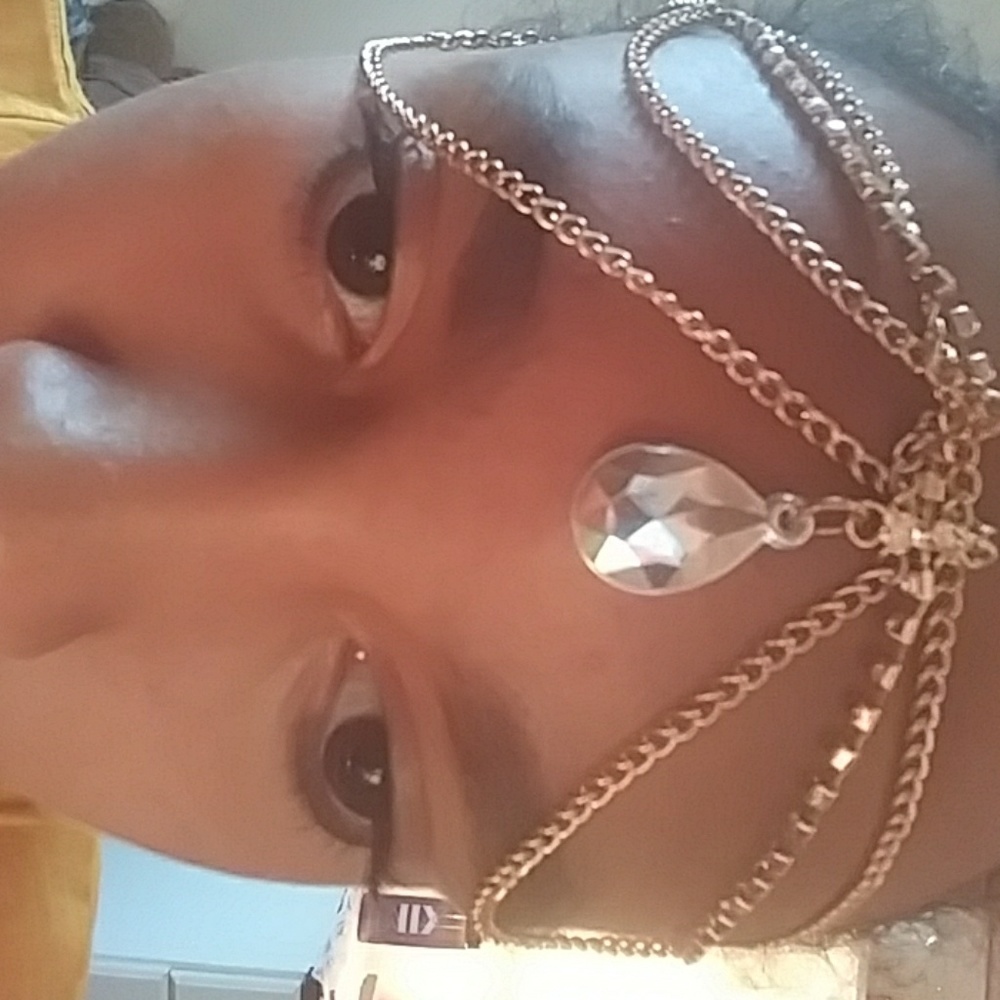 Head Piece - Picture 2 of 2